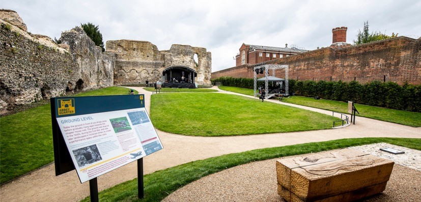 The Reading Abbey Scheduled Monument – reopened to the public in 2018 with high quality interpretation (with Reading Gaol beyond, right)
