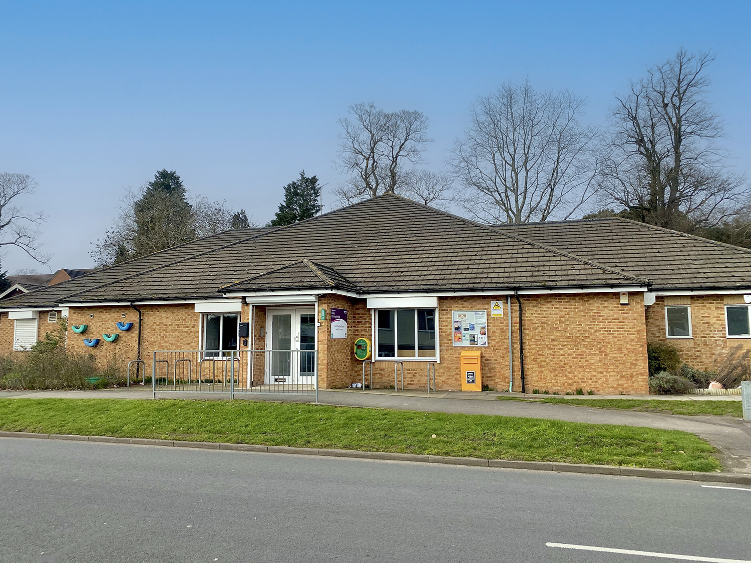 Outside photo of the Coley Park community centre building.